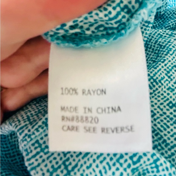 Ann Carson blouse. Turquoise and white , size large . 3/4 sleeves with button - Picture 5 of 5